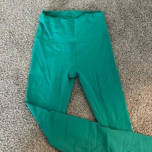 Lululemon Wunder legging Size 6